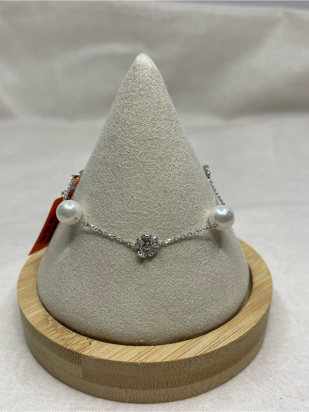 Elegant Pearl and Flower with Moissanite Sterling Silver Bracelet